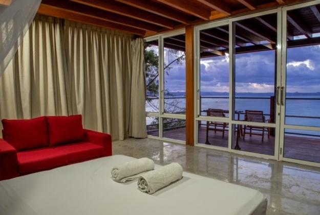 Heaven On The Planet Hotel Ekas Ngoại thất bức ảnh