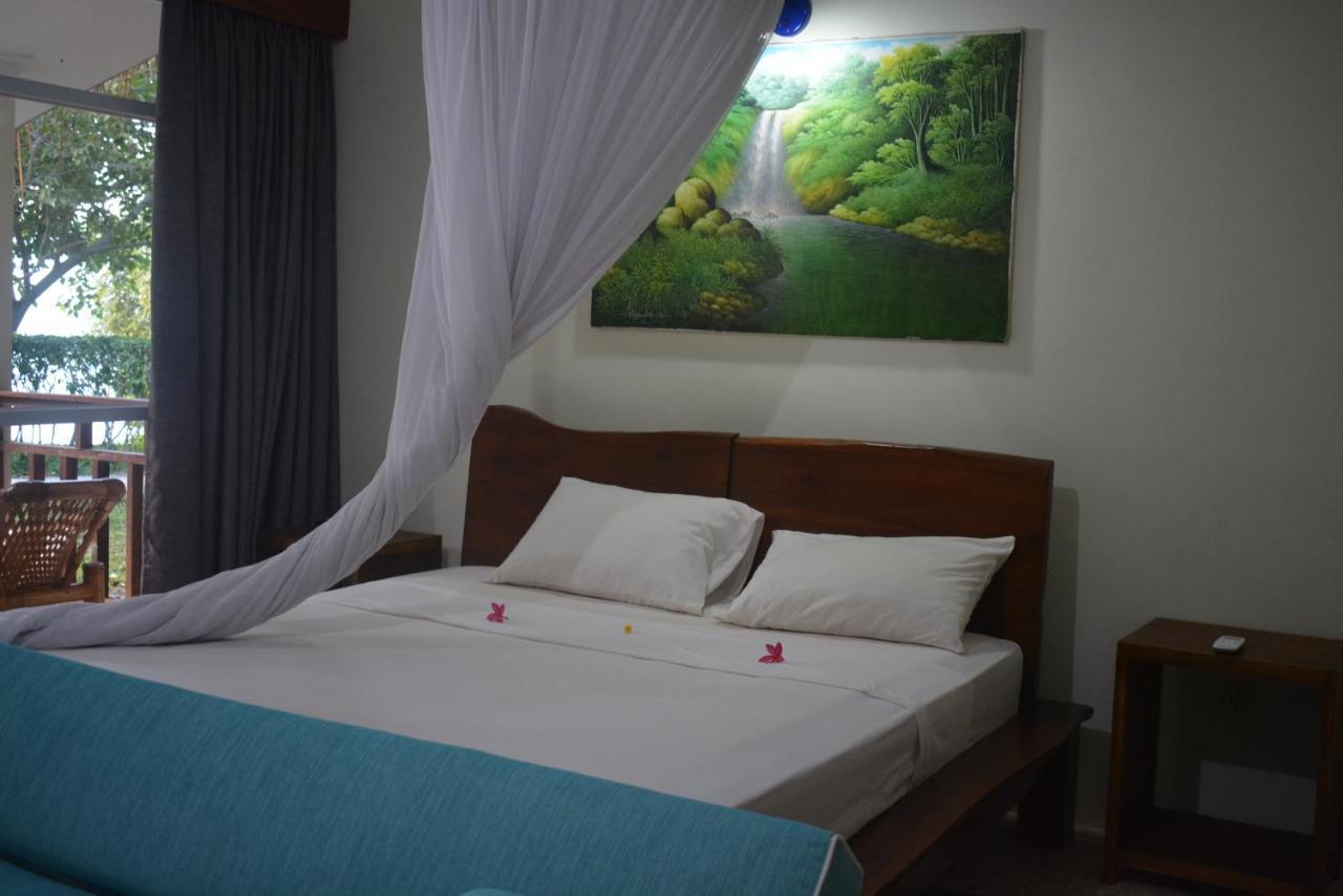 Heaven On The Planet Hotel Ekas Ngoại thất bức ảnh