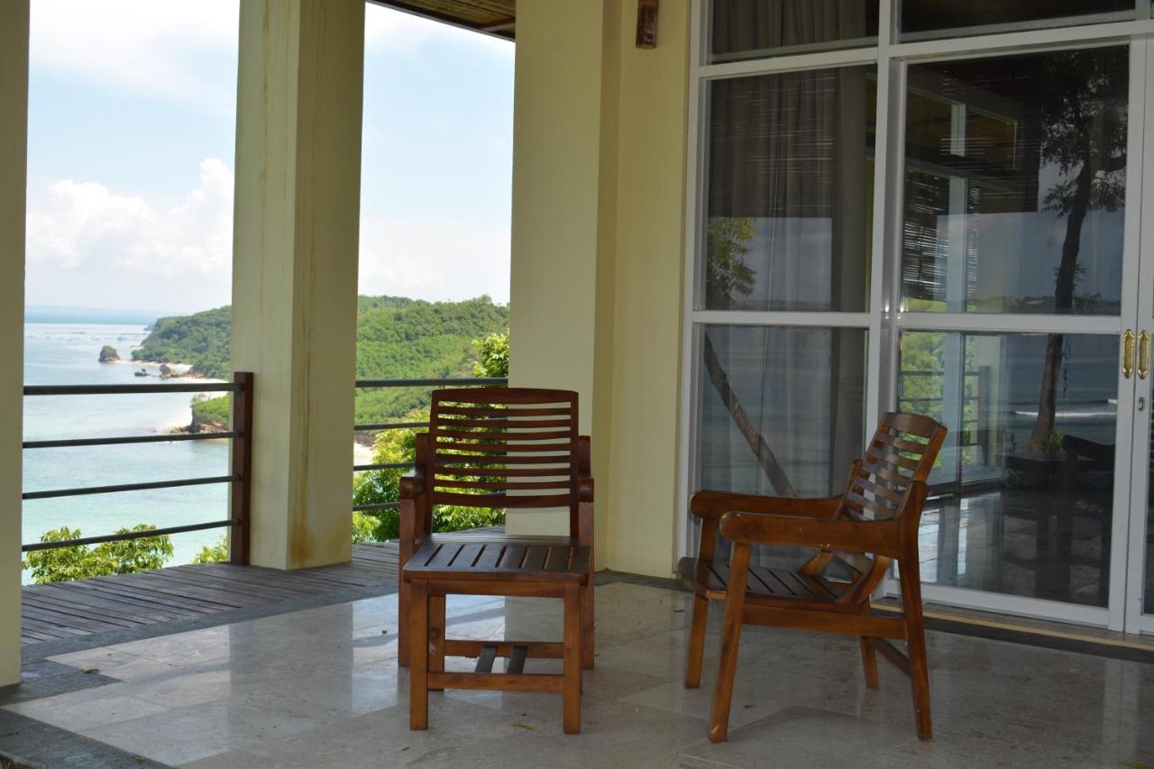Heaven On The Planet Hotel Ekas Ngoại thất bức ảnh