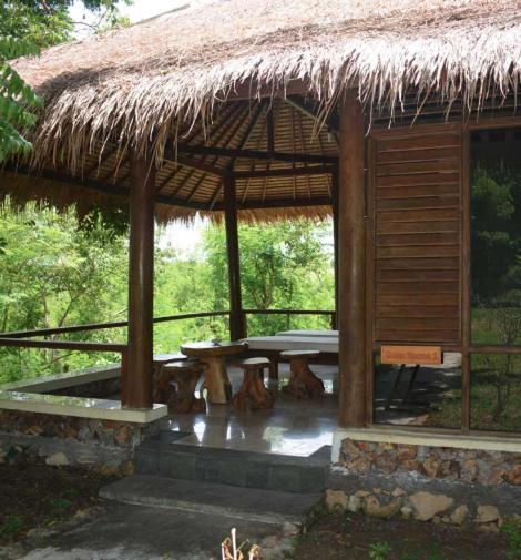 Heaven On The Planet Hotel Ekas Ngoại thất bức ảnh